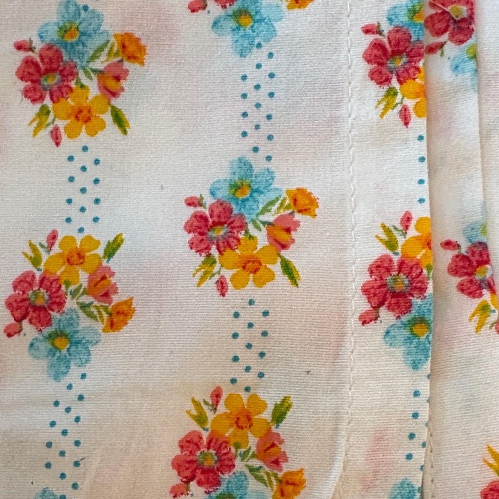 Pioneer Woman King Size Floral Flat Sheet. NEW. 100% Cotton - Picture 3 of 6